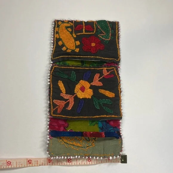 Handcrafted three trifold cotton embroidered mexican card wallet no metal - Picture 3 of 6